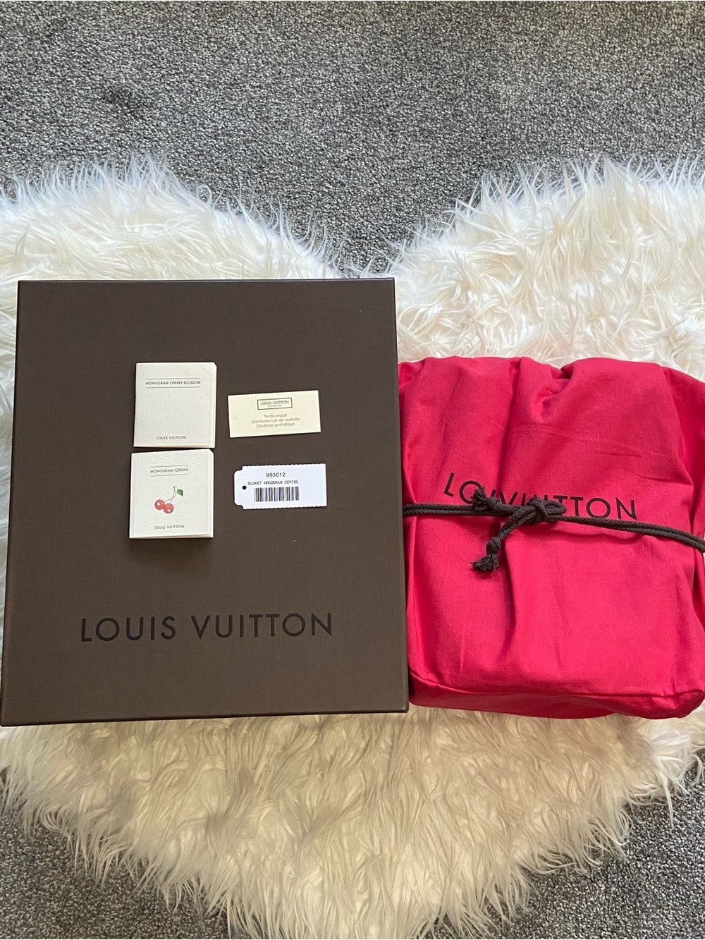 Louis Vuitton Cherry Monogram Bucket Cerise Bag with Pouch M95012 - Picture 12 of 12